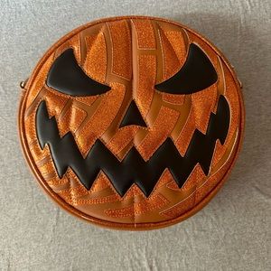 Pumpkin Kult Jack O' Lantern Concha- Orange